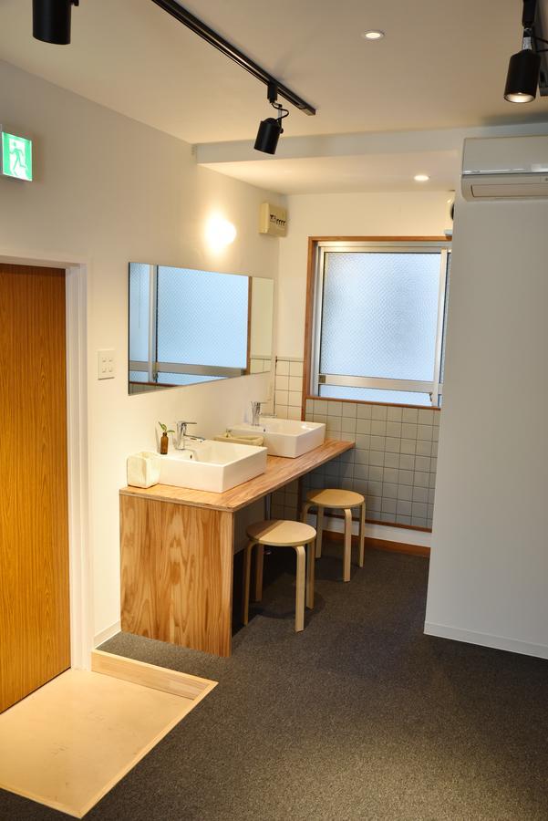 Tomarigi Hostel Cafe Bar Kōchi Extérieur photo